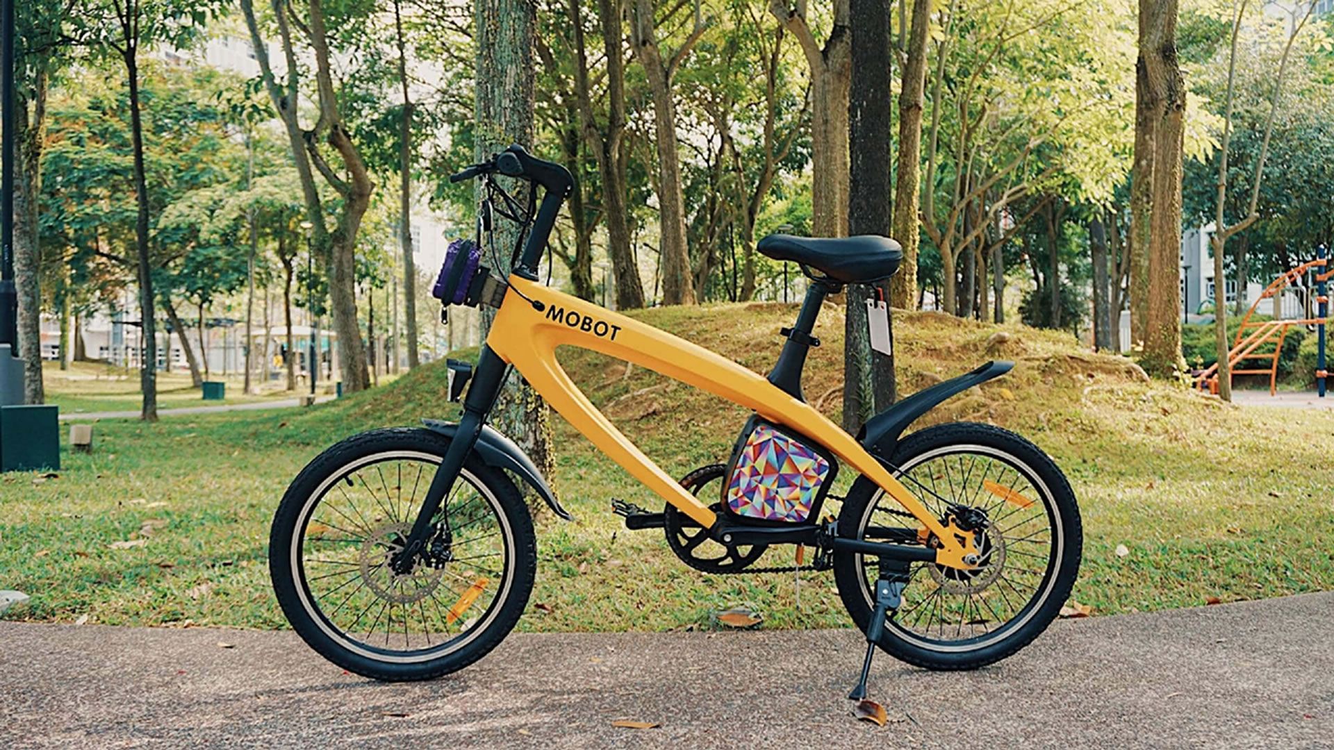 Review of First LTA-approved MoBot OVO Electric Bicycle